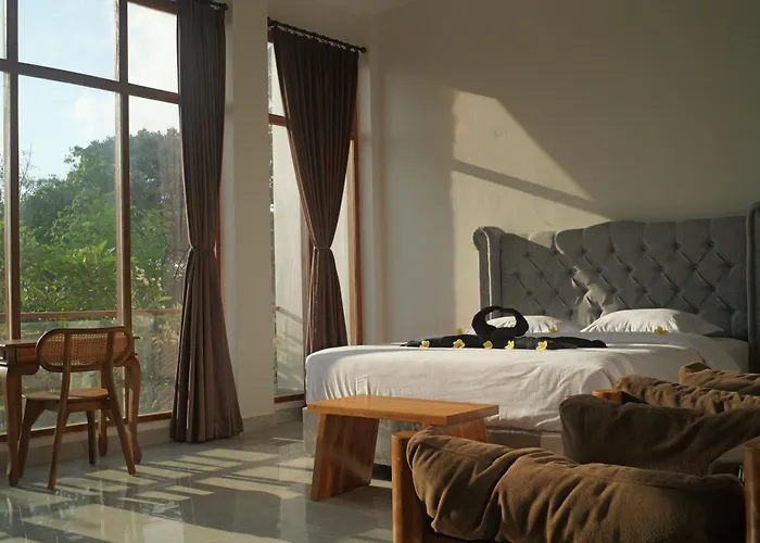 Ulu Penthouse Отель *